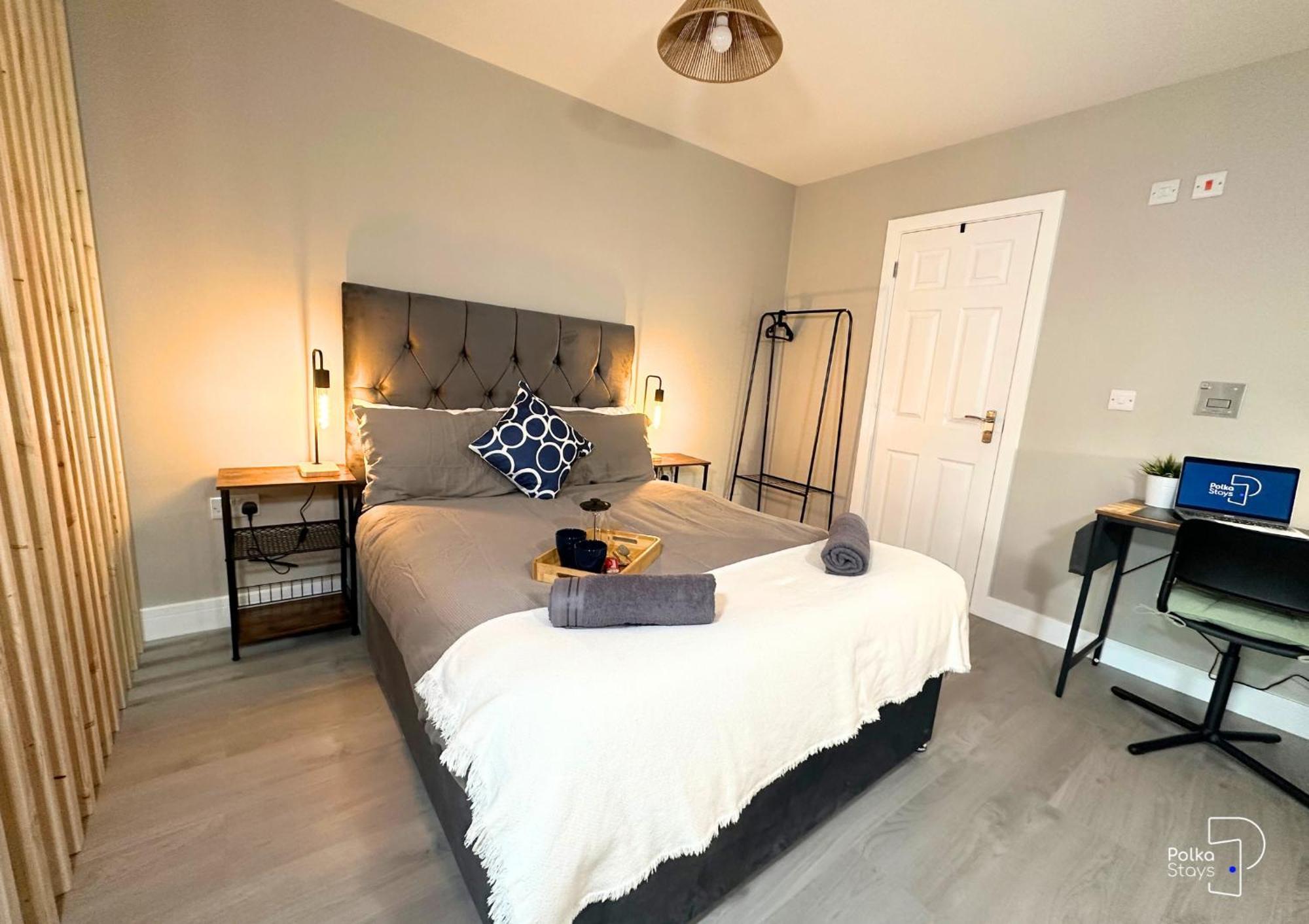 Hanley, Stoke - Modern Spacious Apartments By Polkastays Kültér fotó