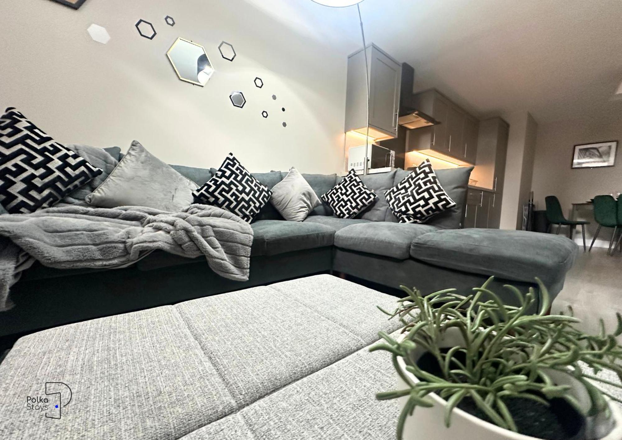 Hanley, Stoke - Modern Spacious Apartments By Polkastays Kültér fotó